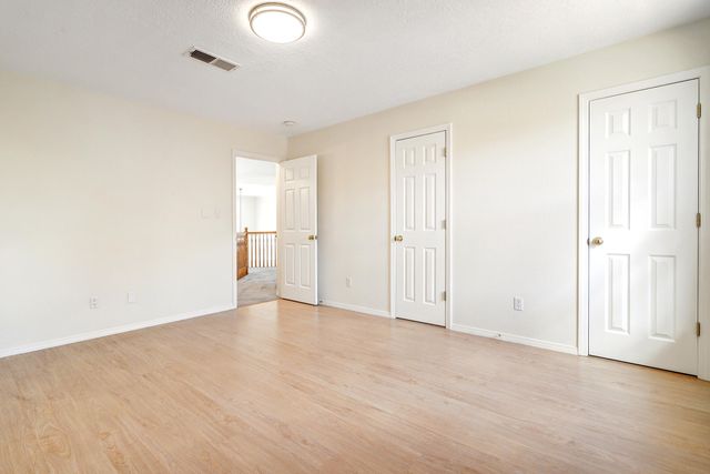 10015 Petra Court NE, Albuquerque, NM 87122