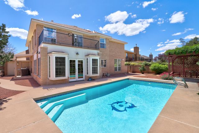 10015 Petra Court NE, Albuquerque, NM 87122