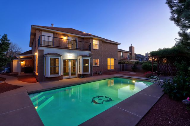 10015 Petra Court NE, Albuquerque, NM 87122