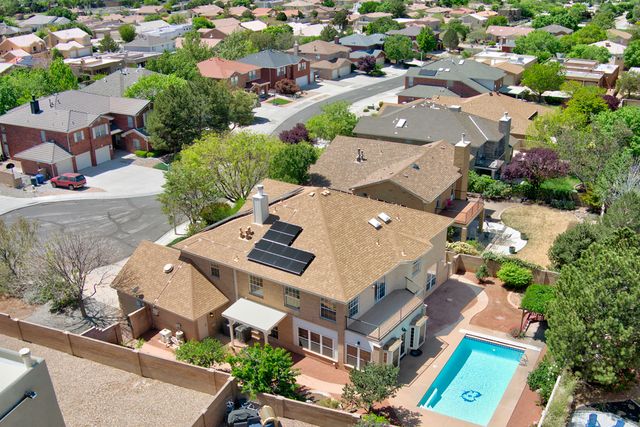 10015 Petra Court NE, Albuquerque, NM 87122