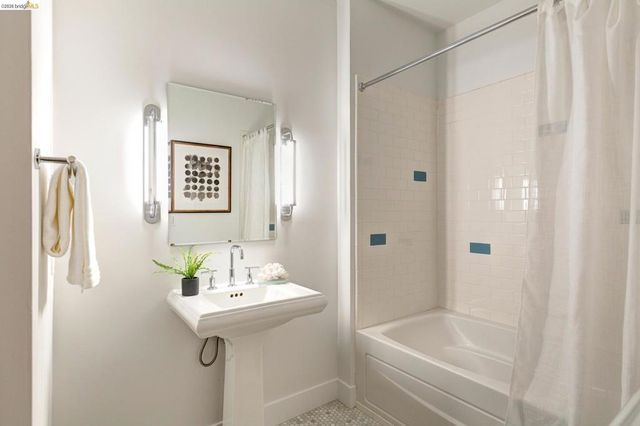 1755 1755 Broadway 45, Oakland, CA 94612