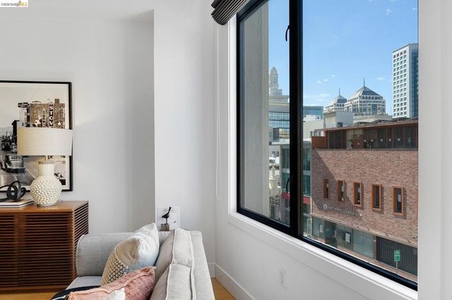 1755 1755 Broadway 45, Oakland, CA 94612