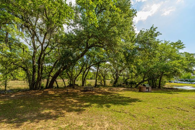 130 River Landing Drive Unit 2215, Charleston, SC 29492
