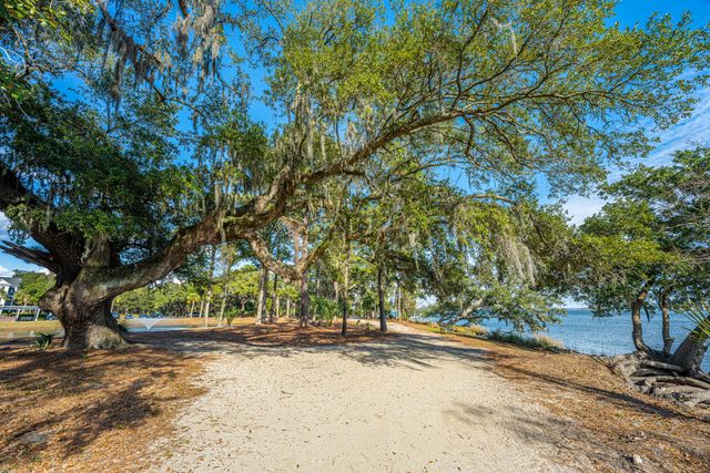 130 River Landing Drive Unit 2215, Charleston, SC 29492