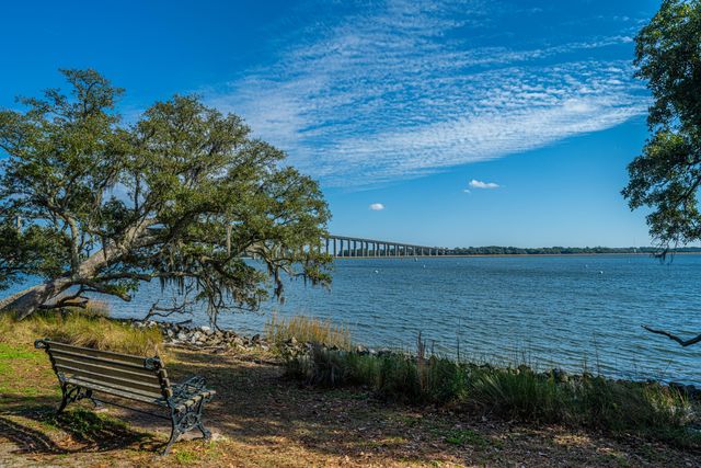 130 River Landing Drive Unit 2215, Charleston, SC 29492