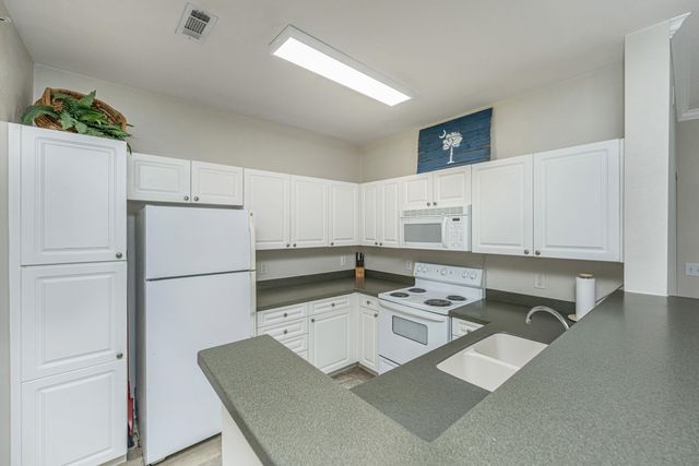130 River Landing Drive Unit 2215, Charleston, SC 29492