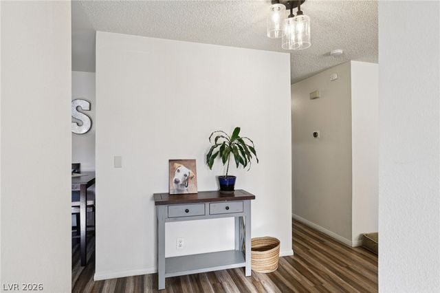 415 Chateau Drive, Henderson, NV 89002