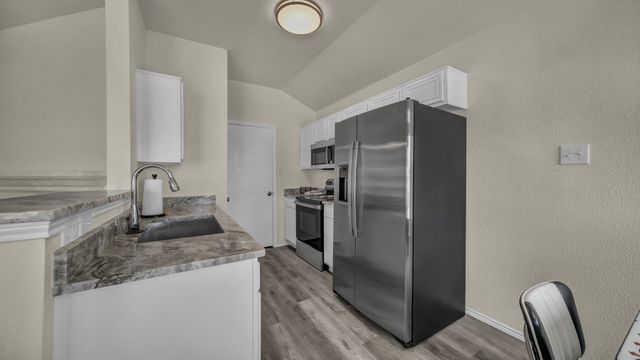 9944 Long Rifle Drive, Fort Worth, TX 76108