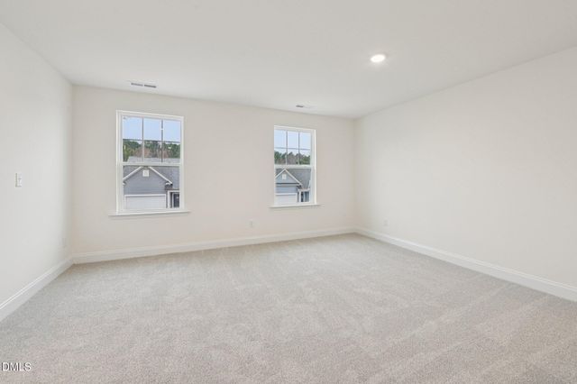 516 Winding Creek Drive, Lillington, NC 27546