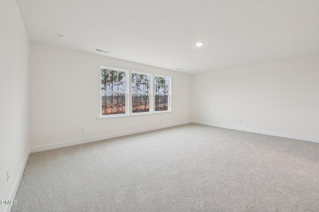 516 Winding Creek Drive, Lillington, NC 27546