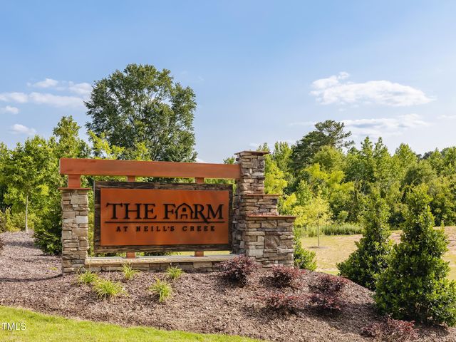 516 Winding Creek Drive, Lillington, NC 27546