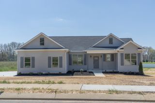 1161 Goose Dr, Springfield, TN 37172