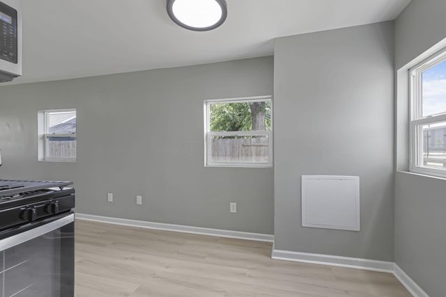 1341 Genessee Avenue, Columbus, OH 43211
