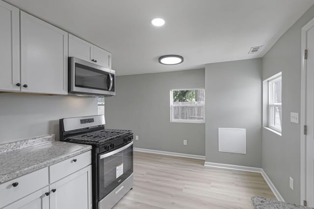 1341 Genessee Avenue, Columbus, OH 43211