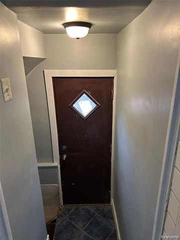 13935 Faust Avenue, Detroit, MI 48223