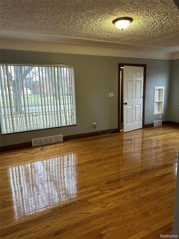 13935 Faust Avenue, Detroit, MI 48223