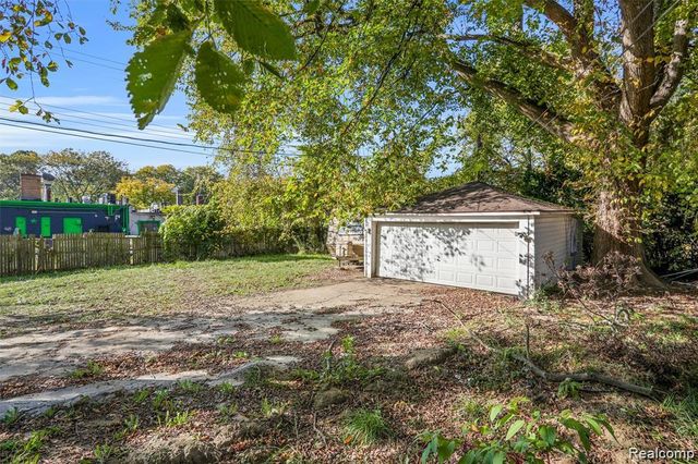 13935 Faust Avenue, Detroit, MI 48223