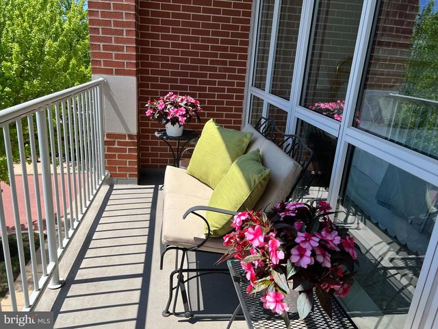 123 IRON WORKS WAY, Wayne, PA 19087