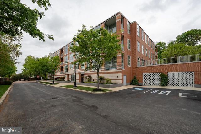 123 IRON WORKS WAY, Wayne, PA 19087