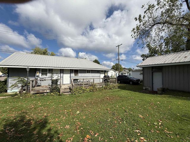 712 Vine Street, Wisconsin Dells, WI 53965