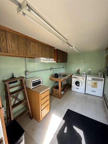 712 Vine Street, Wisconsin Dells, WI 53965