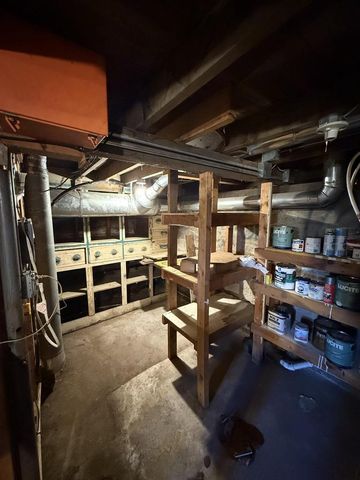 712 Vine Street, Wisconsin Dells, WI 53965