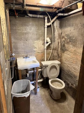 712 Vine Street, Wisconsin Dells, WI 53965