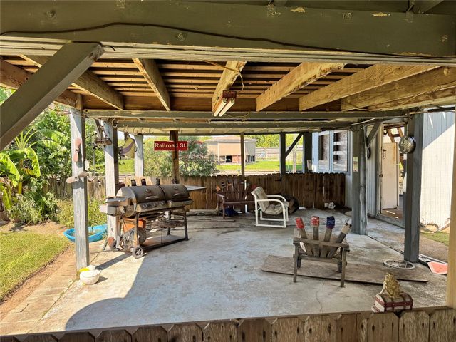 1620 Dick Bay Drive, San Leon, TX 77539