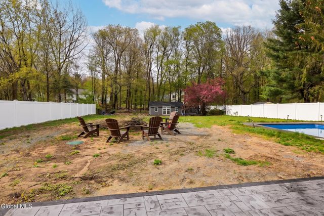 1046 Laural Lane, Ballston Spa, NY 12020
