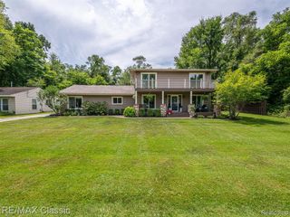 14049 Edgewater Drive, Gregory, MI 48137