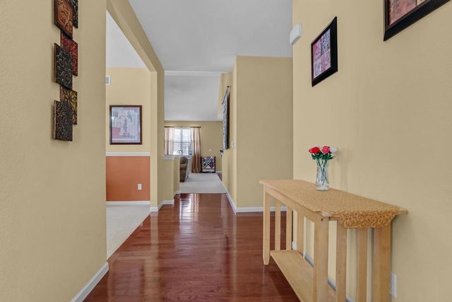 2402 Kiowa DRIVE, Grafton, WI 53024