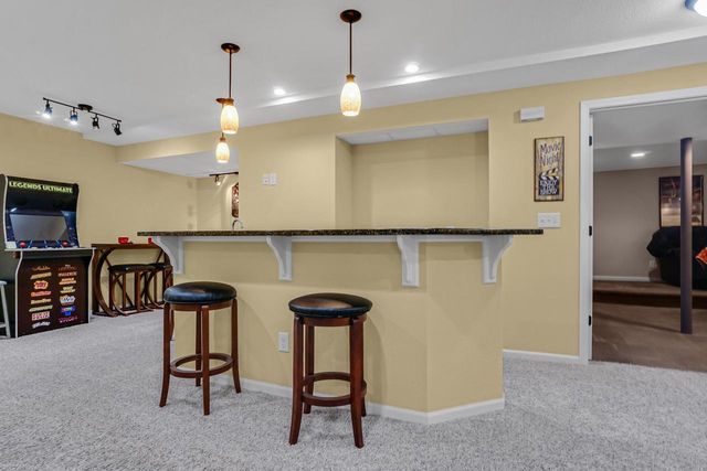 2402 Kiowa DRIVE, Grafton, WI 53024