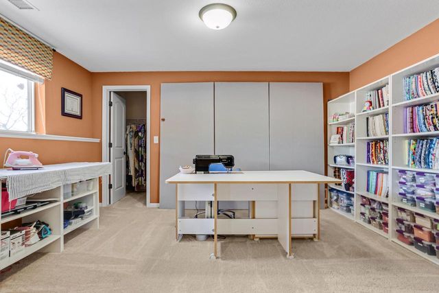 2402 Kiowa DRIVE, Grafton, WI 53024