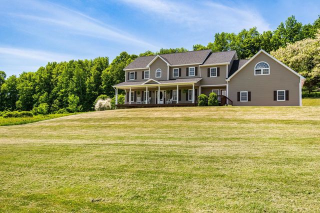 15 Rockledge Road, Milton, VT 05468