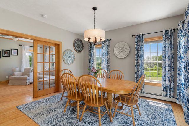 15 Rockledge Road, Milton, VT 05468
