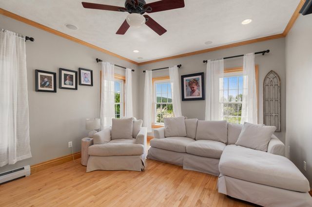 15 Rockledge Road, Milton, VT 05468
