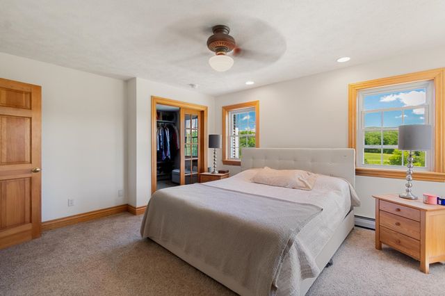 15 Rockledge Road, Milton, VT 05468