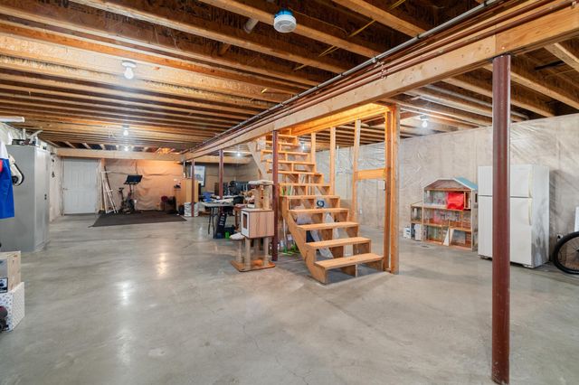 15 Rockledge Road, Milton, VT 05468