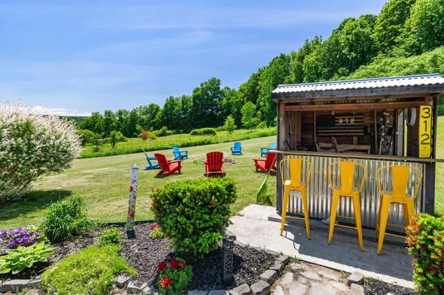15 Rockledge Road, Milton, VT 05468