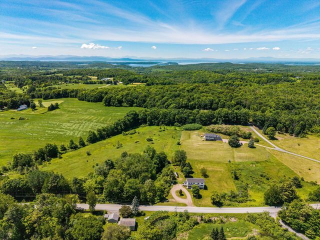 15 Rockledge Road, Milton, VT 05468