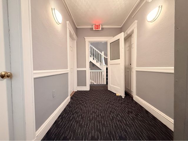 28 Ransom Rd 8, Boston, MA 02135