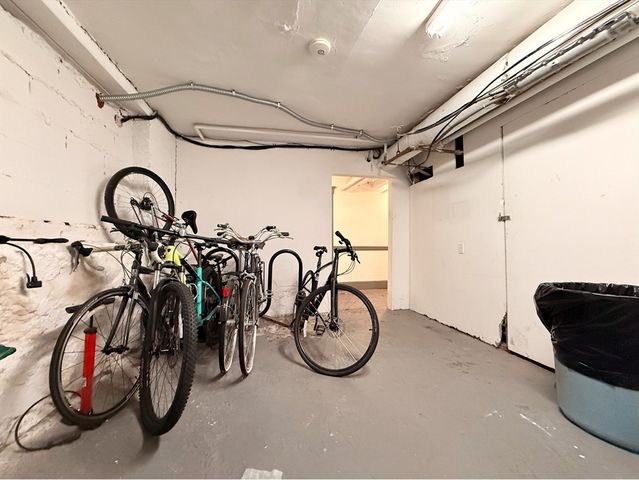 28 Ransom Rd 8, Boston, MA 02135