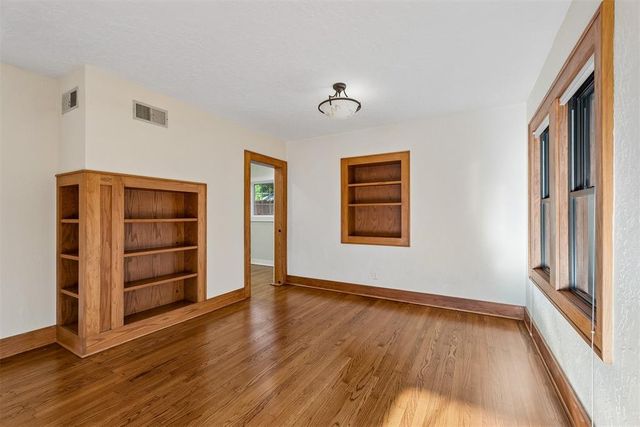 535 S Flood Avenue, Norman, OK 73069
