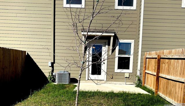 16719 Jupiter Hvn Unit 2, Selma, TX 78154