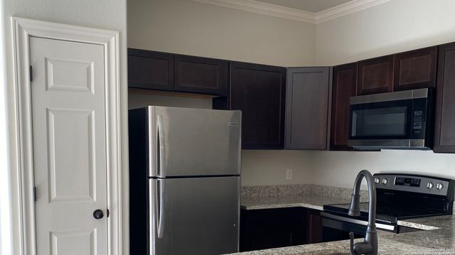 16719 Jupiter Hvn Unit 2, Selma, TX 78154