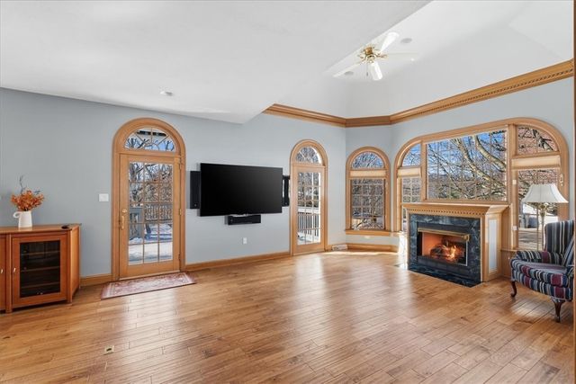 104 Autumn Way, Peters Twp, PA 15367