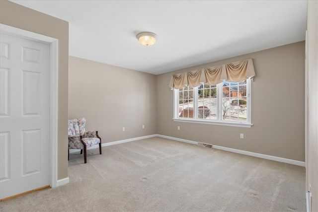 104 Autumn Way, Peters Twp, PA 15367