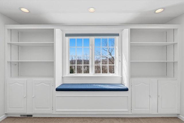 104 Autumn Way, Peters Twp, PA 15367