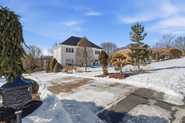 104 Autumn Way, Peters Twp, PA 15367