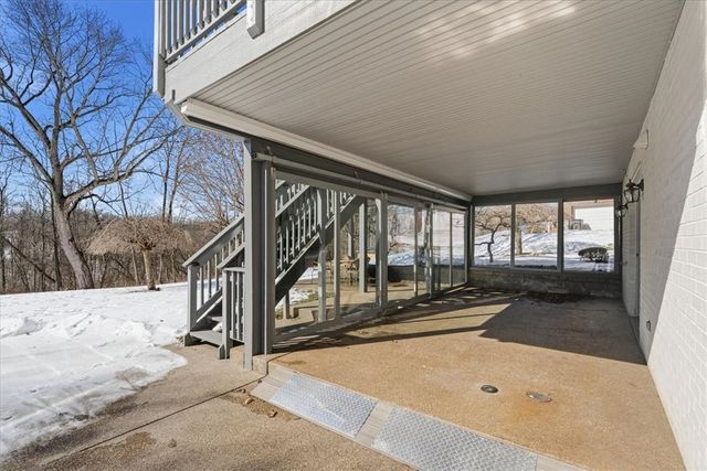 104 Autumn Way, Peters Twp, PA 15367